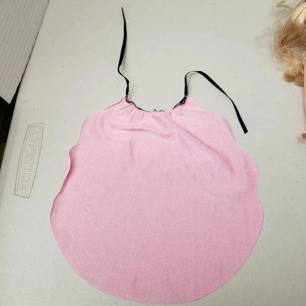 Barbie Mariposa Doll 2008 - Picture 10 of 10